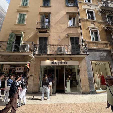 Juliet Deluxe Apartment Verona Exterior photo